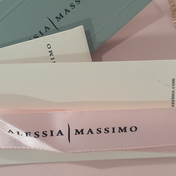 🆕Alessia Massimo Colorblock Top Handle Bag - Coral / White / Peach NWT's - Picture 7 of 14